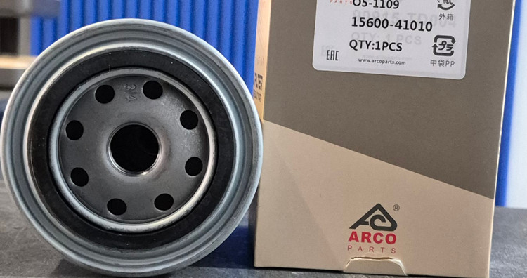 فیلتر روغن تویوتا لندکروز ۲۰۱۱ برند آرکو O5-1109 ۴۱۰۱۰